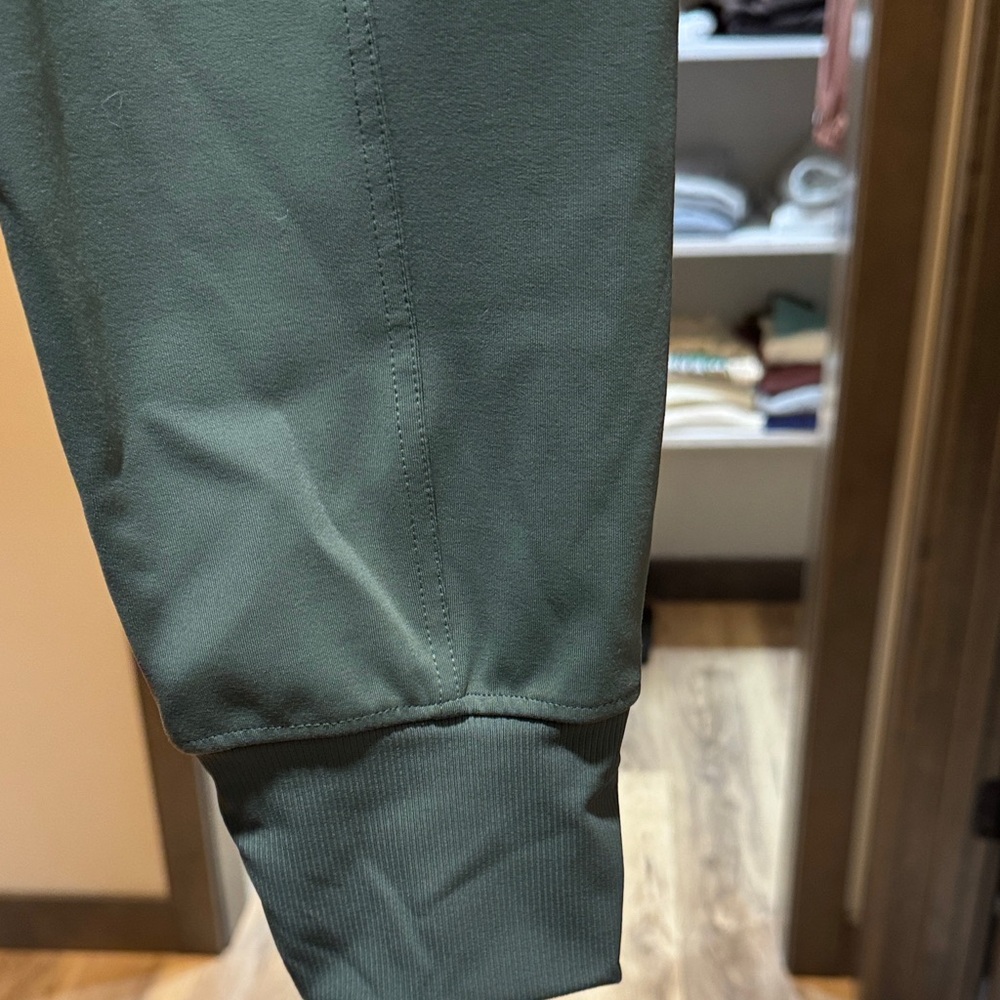 Athleta Olive Cargo Joggers - Picture 3 of 6
